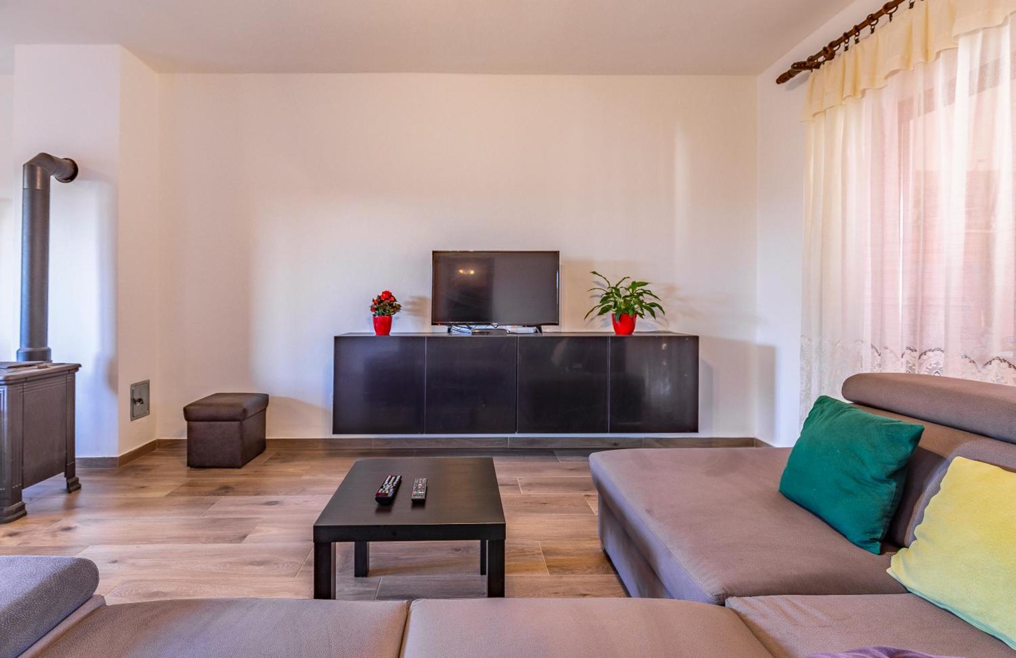 Apartment Ruby Pula Buitenkant foto