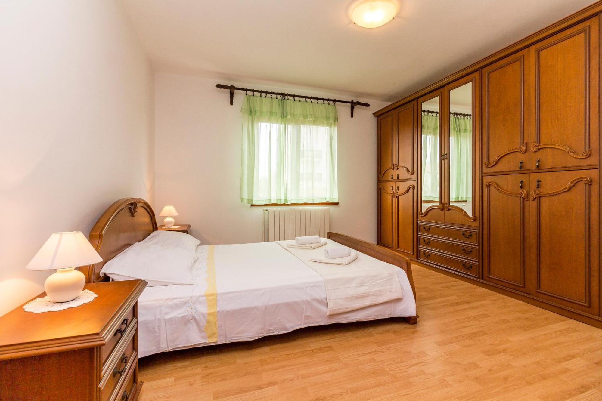 Apartment Ruby Pula Buitenkant foto